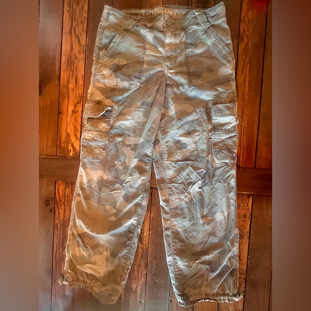 American Eagle baggy jogger Camouflage Cargo Pants